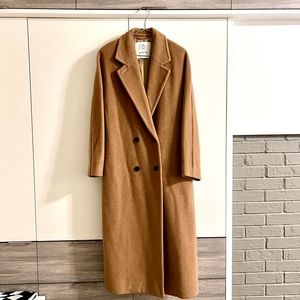 Babaton Slouch coat size 3